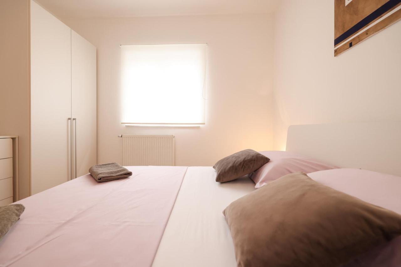 Apartment Leon Bibinje Extérieur photo
