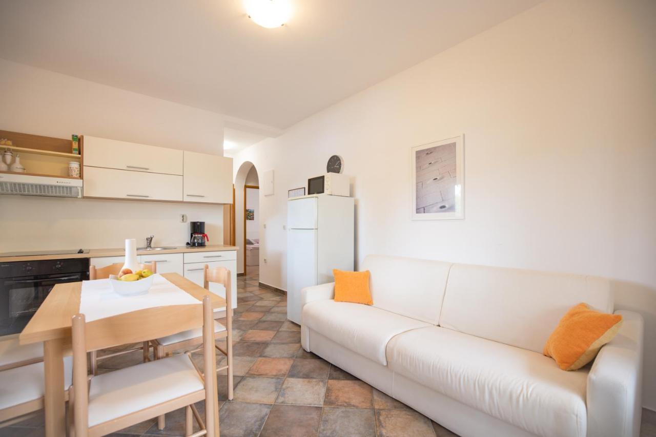 Apartment Leon Bibinje Extérieur photo